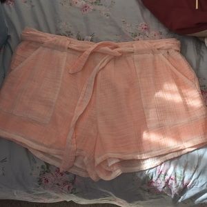 Pink linen-like shorts